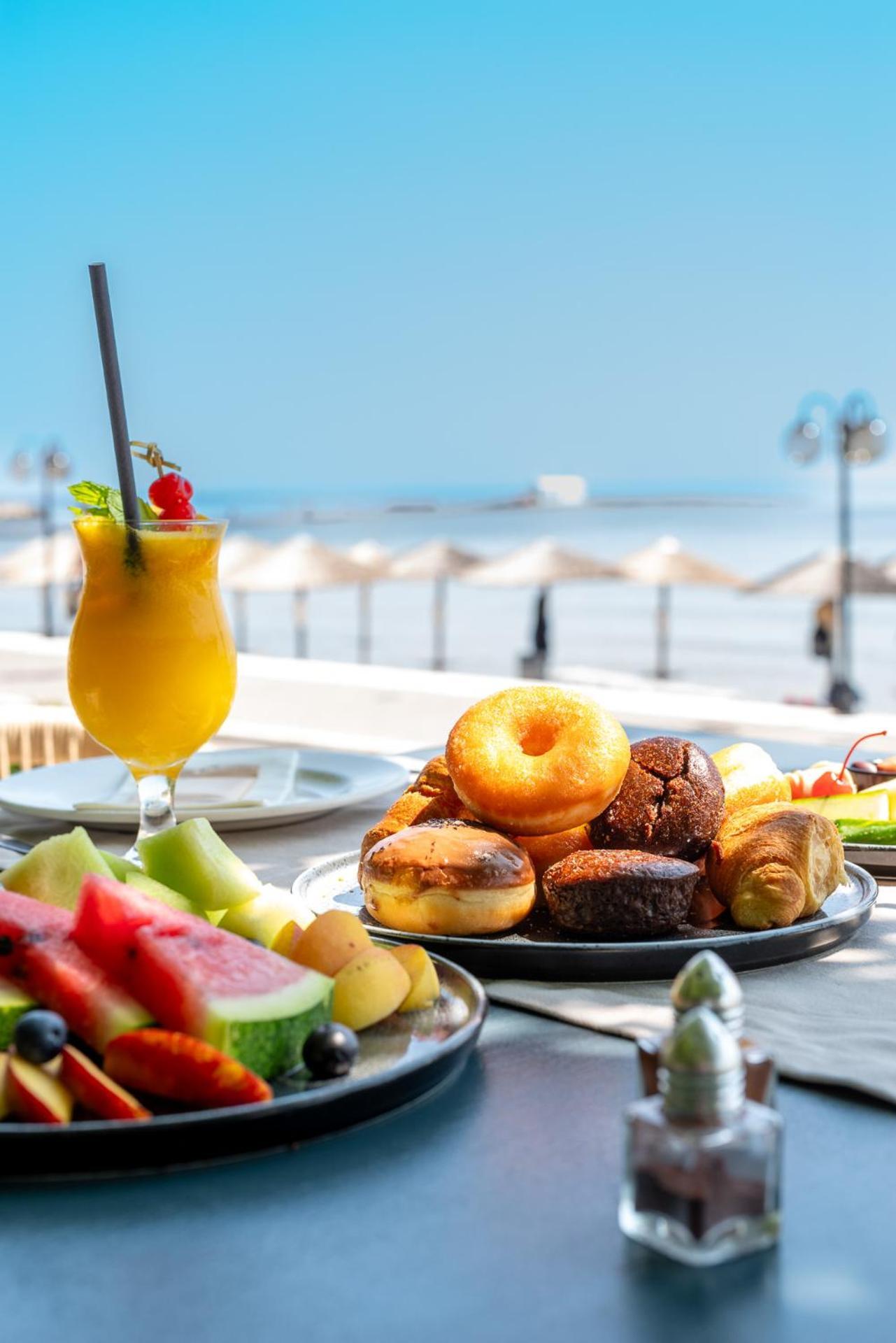 Corissia Beach Hotel 耶奥伊乌波利斯 外观 照片