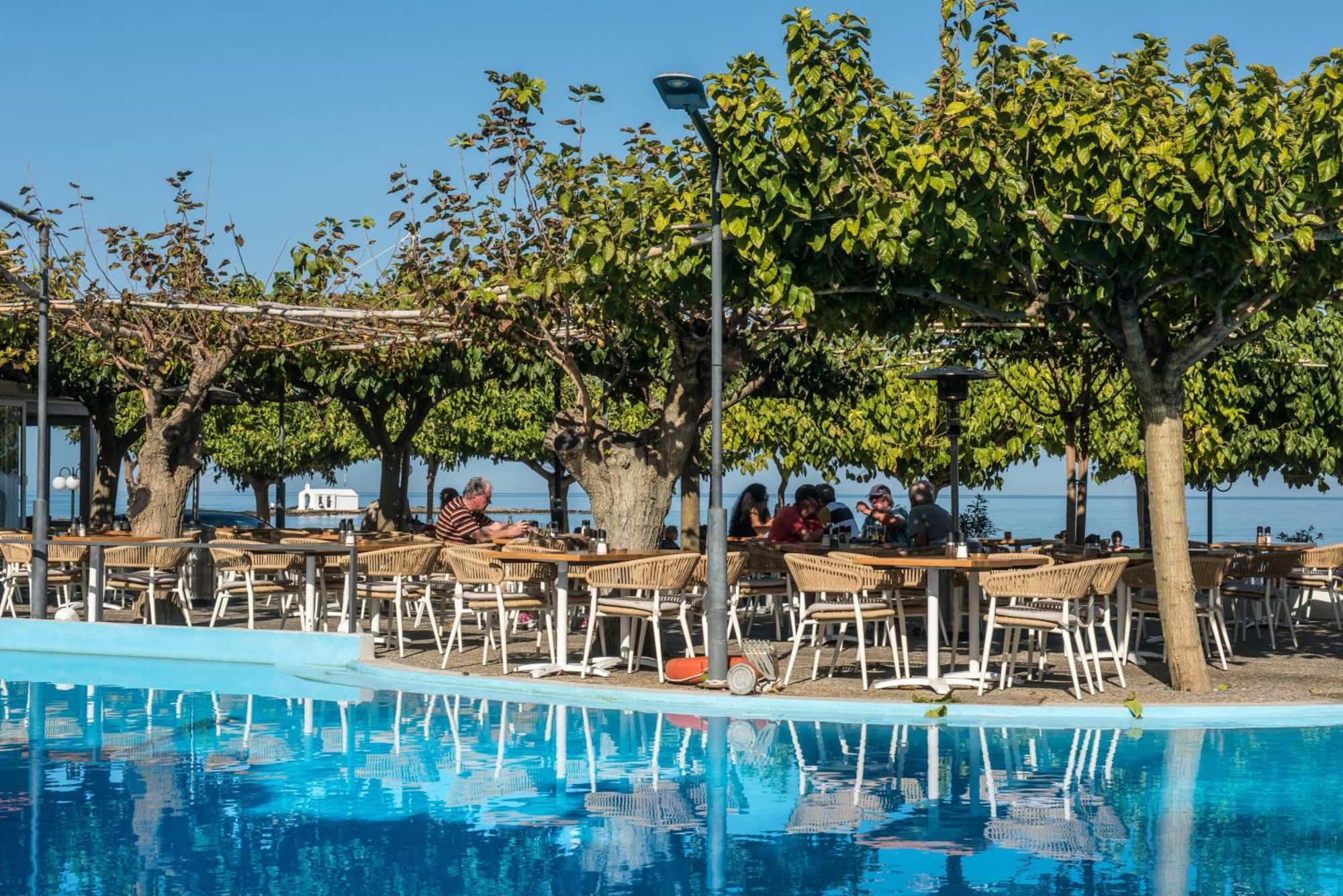Corissia Beach Hotel 耶奥伊乌波利斯 外观 照片